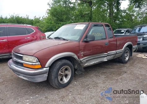 1998 Chevrolet S-10 Ls Fleetside from USA, damaged, VIN 1GCCS19X4W8101503